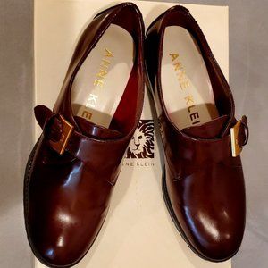 ANNE KLEIN Women Loafer, 6M, Burgundy